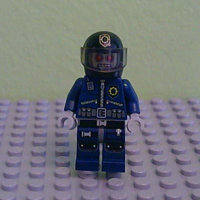 LEGO Minifigure-Robo SWAT with Helmet-The LEGO Movie-TLM046-Creative Brick Builders
